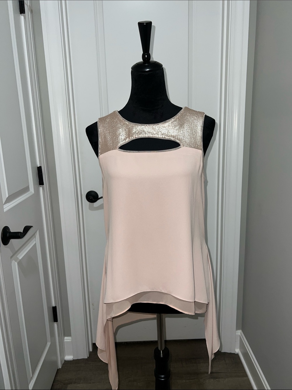 BCBG sequence top